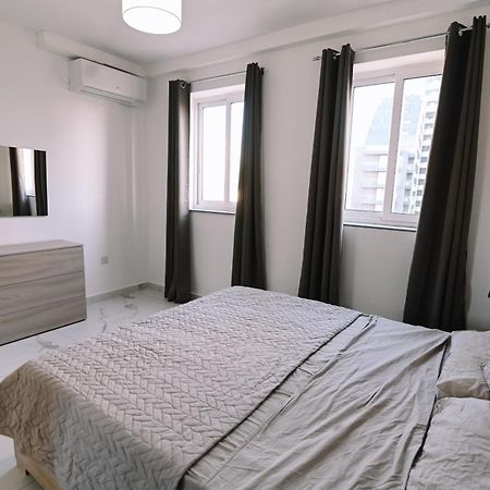 Bright 2 Bedroom Flat In Sliema! Exterior foto